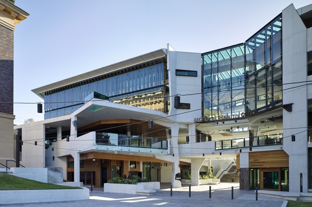 University of Queensland Oral Health Centre (QLD) by Cox Rayner Architects with Hames Sharley and Conrad Gargett Riddel.