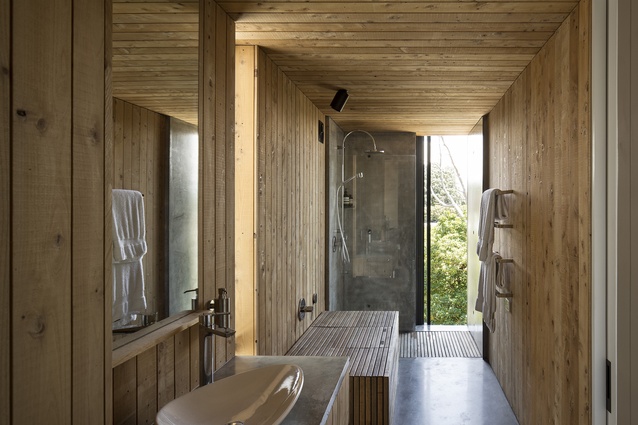 ‘339’ bath-house with landscape views.