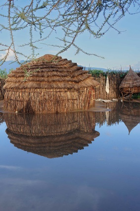 We must feed architectural diversity to AI. Example: Karamojong Tribe, hut. Source: <a href="https://www.flickr.com/photos/rod_waddington/48912397673/" target="_blank">Flickr</a>.