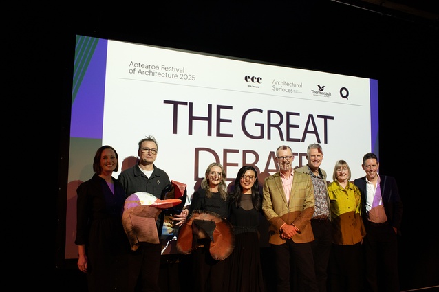 Collegiality on show.