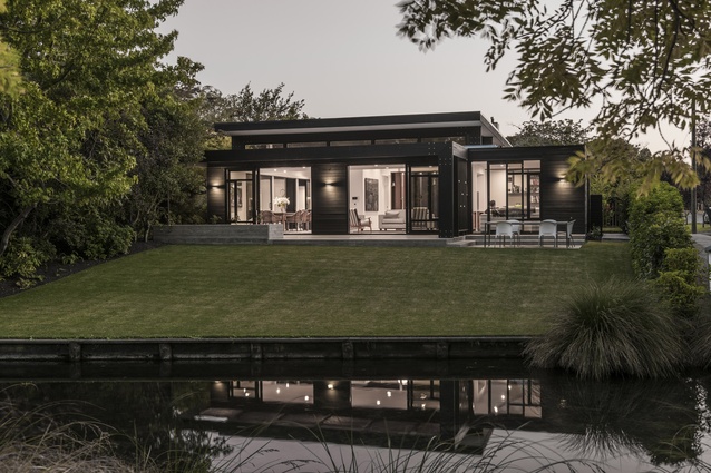 Residential New Home over 300sqm Architectural Design Award: Bradnor Road, Christchurch by Don Roy and Cymon Allfrey of Cymon Allfrey Architects.