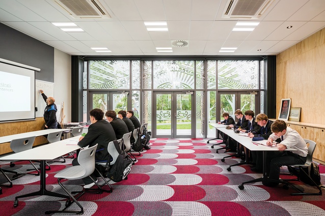 A dedicated Te Reo classroom opens to the newly landscaped river frontage. The patterns on the glass incorporate the traditional maihi form.