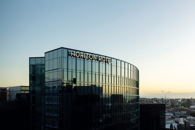 The northern, harbour-facing façade of Horizon by SkyCity is seen from the SkyCity complex across the road. 