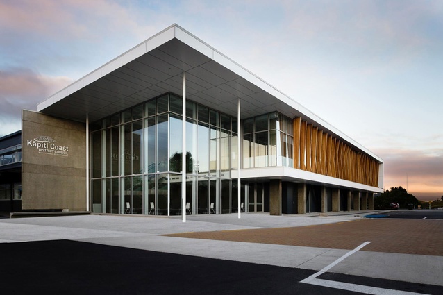 Kapiti Coast District Council Administration Building by Designgroup Stapleton Elliott was a winner in the Commercial Architecture category.
