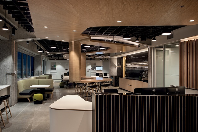 In the new Unispace office, the reception and social spaces are placed front and centre.