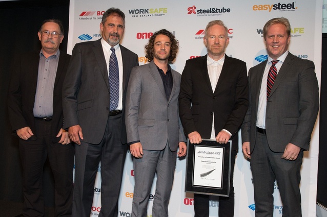 NZSSDA Innovation in Stainless Steel Award won by Pattersons Associates Architects – Russell Thorburn, Mark Thompson, Caleb Green, Andrew Mitchell, Hon. Todd McClay.