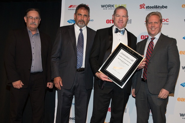 NZSSDA Excellence in Stainless Steel Award won by Rivet Sheetmetal & Engineering – Russell Thorburn, Mark Thompson, Steve Scott, Hon. Todd McClay.