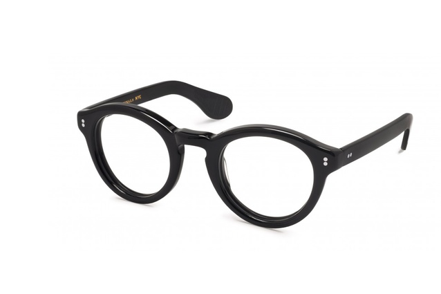 Look smarter than Le Corb himself in these <a href="http://www.parkerandco.nz/store/" target="_blank"><u>Keppe glasses</u></a> by Moscot.