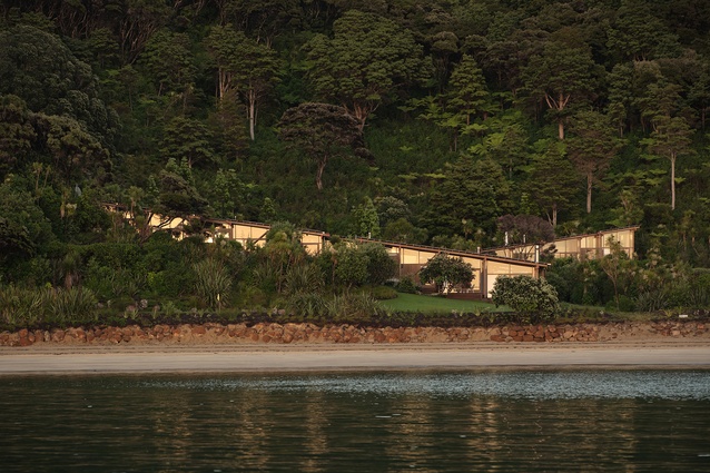 Shortlisted - Enduring Architecture: Moturua Island House (1999) by Pete Bossley Architects