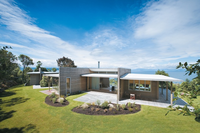 The north elevation of the holiday home designed by Architecture Page Henderson for an elevated site on an estate by the edge of Lake Taupo.