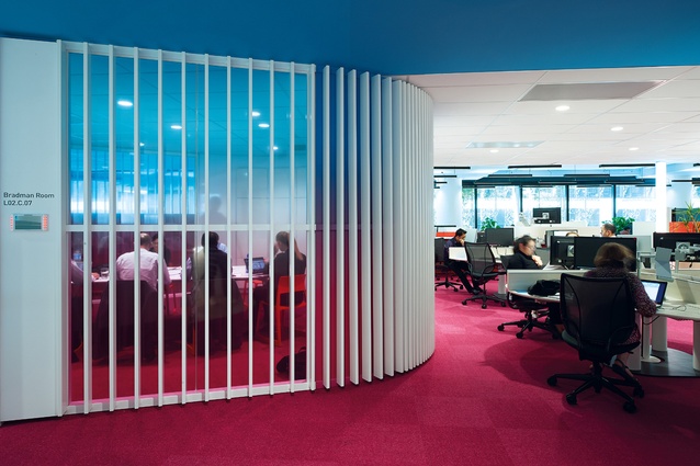 Staff can select from more than twenty-six work settings, from collaborative hubs to quiet indoor spaces.