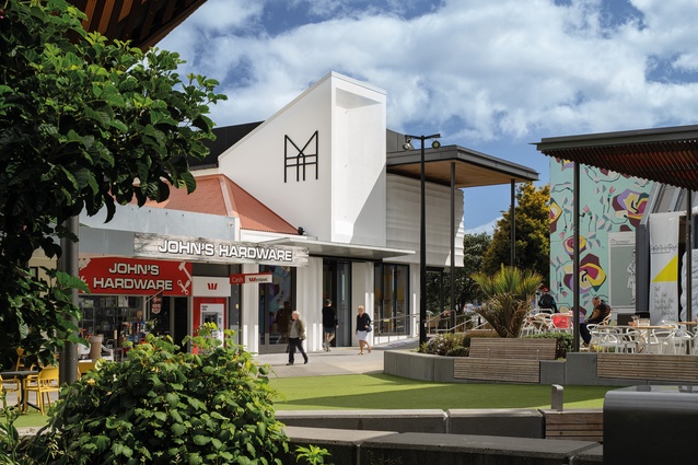 An extra-tall eastern canopy celebrates the entry to the Mahara Place urban courtyard and the eastern sentinel displays the new gallery graphic identity.