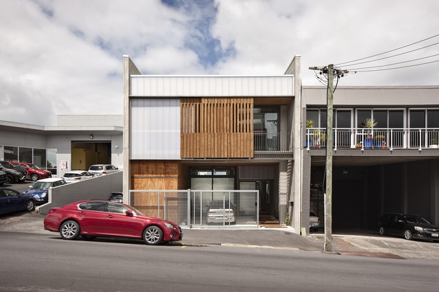 Housing Award: Maidstone Studio, Grey Lynn by bell + co architecture and Andrew Kissell.