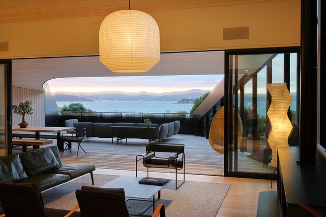 Supreme House of the Year over $1 million: Planit Construction, Cook Strait. (Design by Stevens Lawson Architects).