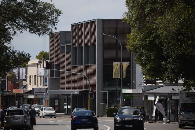 Finalist – Commercial Architecture: 303 Remuera Road by Fearon Hay Architects.