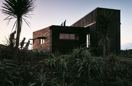 Houses Revisited: Tutukaka holiday house