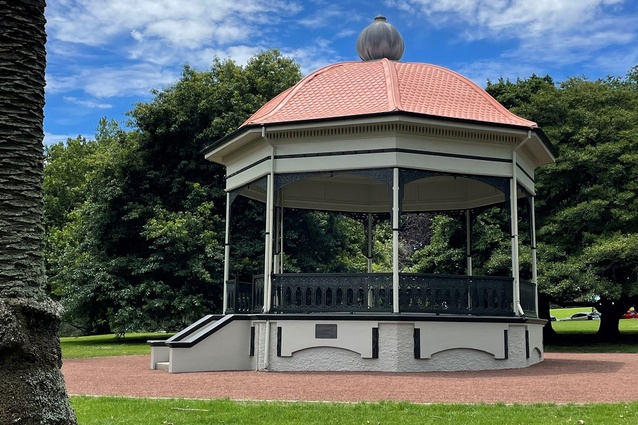 Pukekawa/Auckland Domain - refurbish band rotunda by Nina Quintana and Richard Bland, Auckland Council winner of the  Resene Total Colour Landscape Colour Maestro Award.