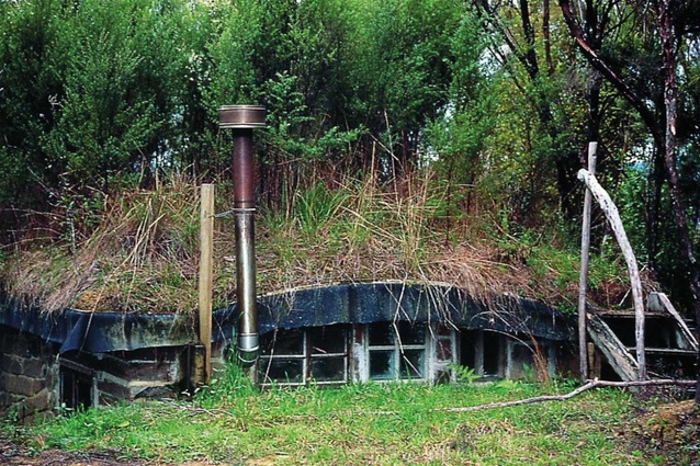 Mountain Hut, Kaurinui, 1994/95.© 