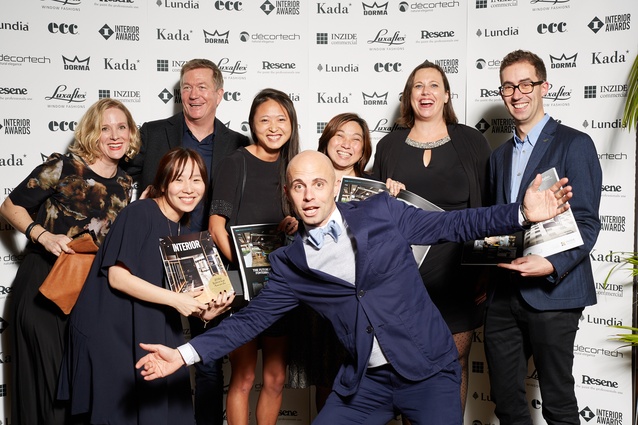 From left to right: Sarah Bryant, Hyunsoo Song, Tim Hooson, Patricia Lai, Alasdair Hood, Shirley Chin, Shauna Herminghouse and Alan McCorkindale from Jasmax. Winners, Workplace Award, over 1000sqm for Fonterra.