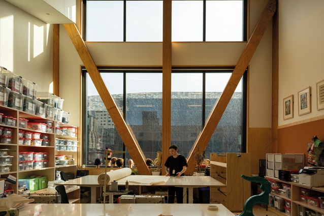 Like all the administrative and back-of-house facilities, the costume workshop is
light filled and well integrated.