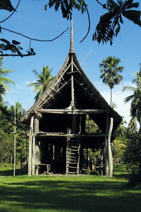 Papua New Guinea, Middle Sepik Haus Tambaran, Kanganaman village.