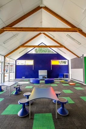Ellerslie School, Auckland. Autex Composition acoustic panels was used for the walls and carpet tiles.