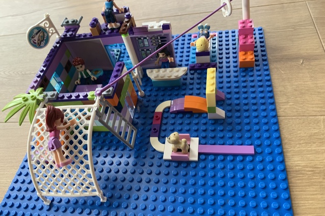 Finalist: Greta (age 11) – This is a home for "me and my friends. This imagines a place where a group of friends can hang out, exercise (pull up bar very important), zip line and have fun". Made from Lego. 