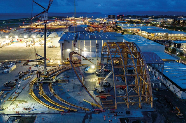 Hinging the vast, 38-tonne trusses to the ground kept them in place during lifting.