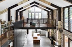 Coastal barn: Glass House Residence 
