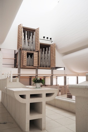 Utzon designed all elements of the building, including the organ and furniture.