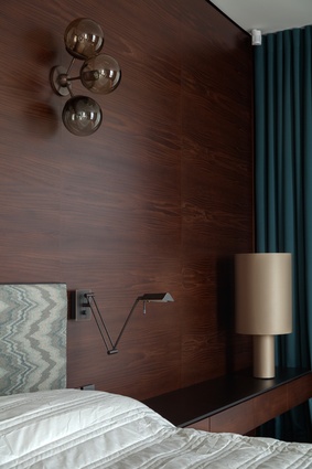 A Modo Collection sconce is used for the bedroom.
