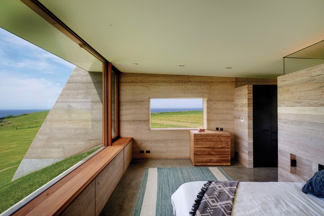 Eight north-facing bedrooms are contained within two almost symmetrical and contained private pavilions.