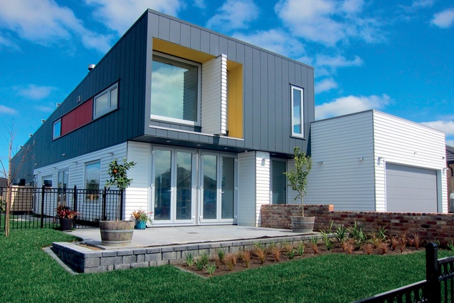 Located in the Auckland suburb of Beachlands, Ideal House is an 8 Homestar, family home designed to Passivhaus standards. 
