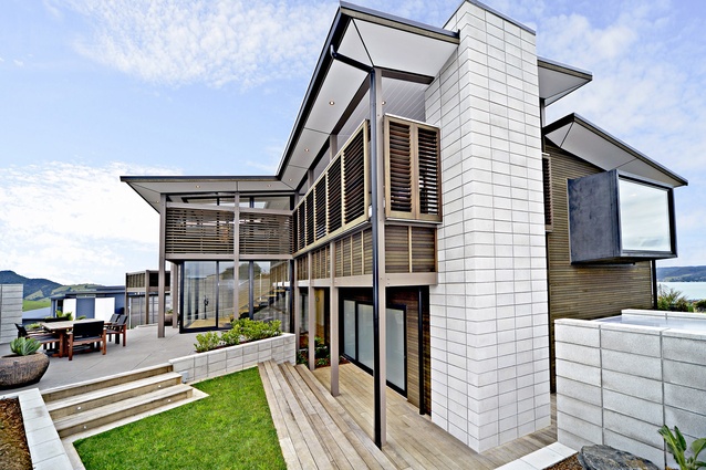 Nulook New Homes $600,000 - $1 million Award-winning house by HAMR Home Building Contractors in Whitianga.