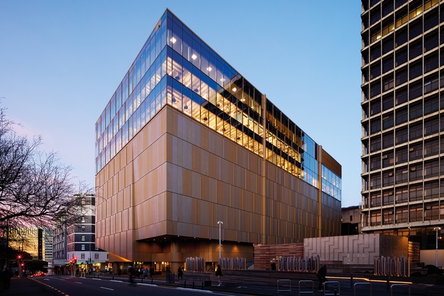 The imposing bulk of Te Rua clearly delineates between the objects secure in the darkness below and the well-lit spaces for the people up the top.