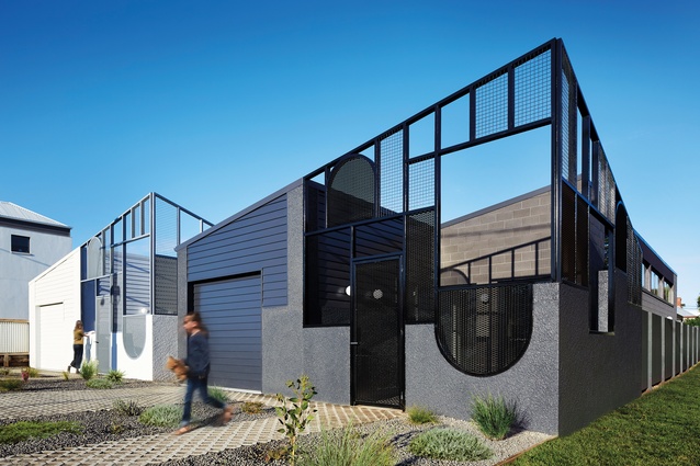 Each house in this “dichromatic duo” has a unique identity inspired by the materials and geometry of Port Fairy’s built fabric.