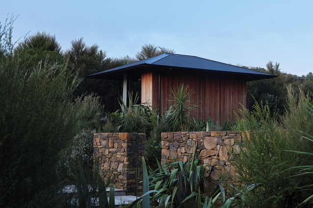 Winner - Sir Ian Athfield Award for Housing: Popadich House by Davor Popadich.