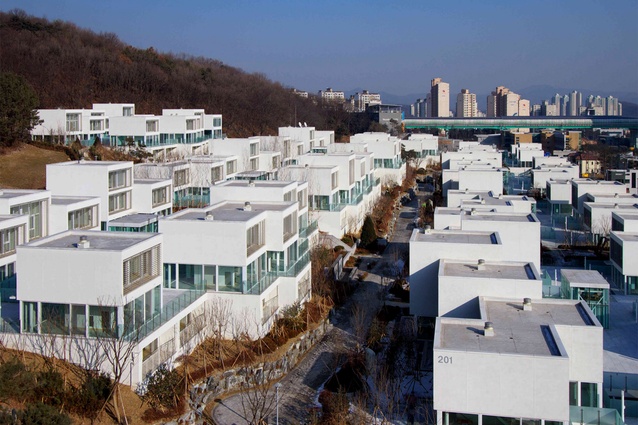 Pangyo Housing (2010). Seongnam, Republic of Korea.