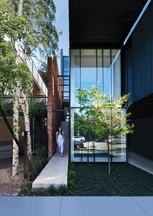 Designed to house an extended family of seven to nine people, Mixed Use House is “an adaptable and connected vertical home,” that optimizes a formerly under-utilized infill site in Melbourne’s St Kilda.