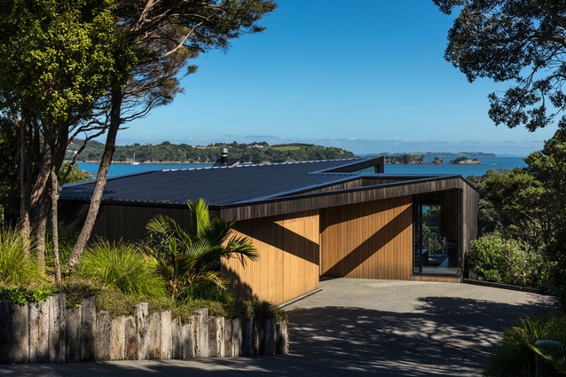 Finalist: Housing – Sandy Bay House by Stevens Lawson Architects.