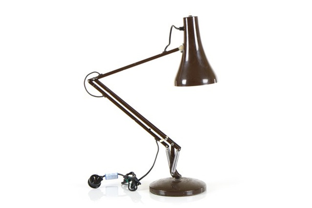 This Herbert Terry-designed <a href="http://www.mrbigglesworthy.co.nz/store/1777/chocolate-herbert-terry-model-75-anglepoise-lamp" target="_blank"><u>Anglepoise lamp</u></a> is a clever combination of form and function.