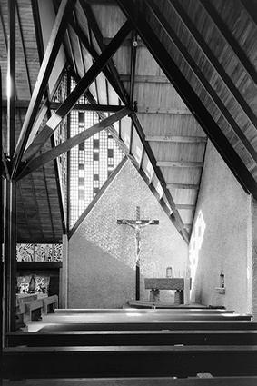 Interior of Chapel of Futuna, Wellington, 1961, designed by architect John Scott. Photo (ca 1962–65): Duncan Winder. 