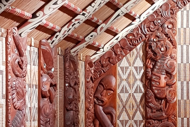 Te Whare Rūnanga – internal corner detail, showing heke (rafters), poupou (wall posts) and epa (rear wall panels).
