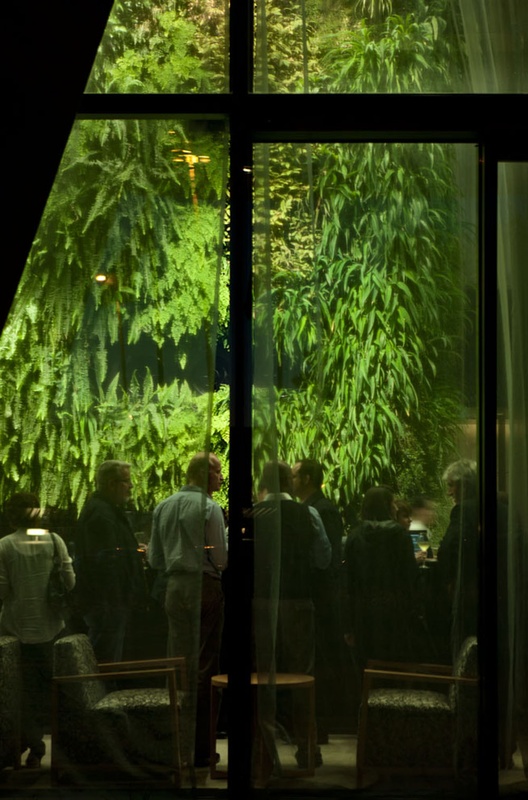 Vertical vegetation Architecture Now