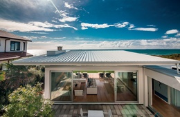 Hidden retreat: Mt Maunganui House 