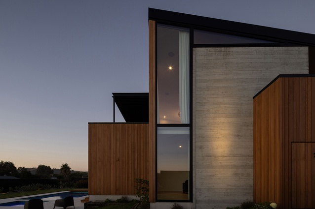 Shortlisted - Housing: Bayview House by Designgroup Stapleton Elliott.