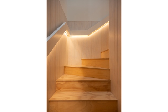 The staircase and upstairs floors are laid in ply. Sensor lights illuminate the stair from
beneath the handrail.