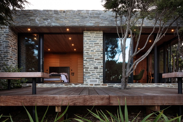 Winner - Small Project Architecture: Emerald Bluffs Guest House by RTA Studio. 