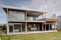 Omaha holiday house by Architecture Smith + Scully