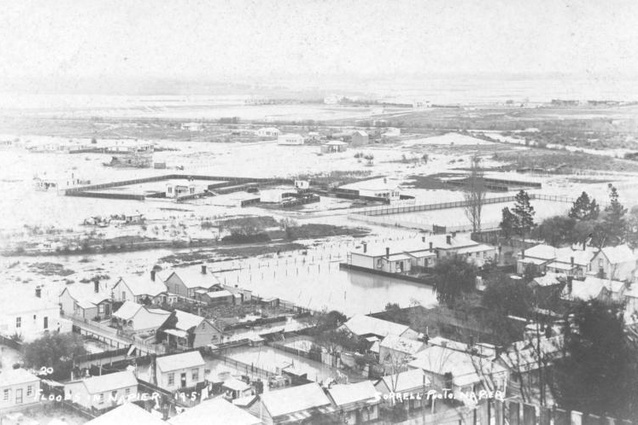 Flooding in Napier, photo taken on 19 May 1911.